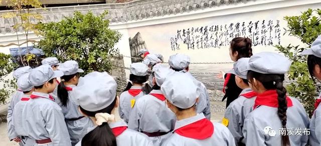 开学仪式一样也不一样