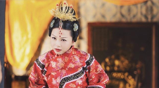 皇太极最小的女儿，被康熙幽禁八年，康熙：将公主全家杀光