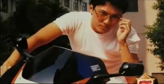 和赵丽颖离婚后，冯绍峰过得怎样了？