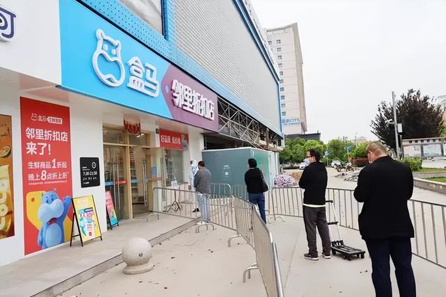 上海今天的疫情通报，透露一个重要信息！五一小长假来了，要绷紧这根弦