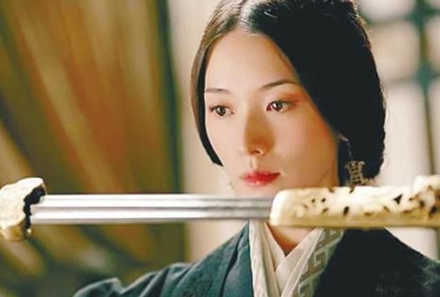 宴会上，吴王阖闾给女儿夹了一块鱼肉，为何女儿看后羞愤自刎？
