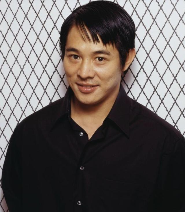 李连杰大女儿李思:父亲抛弃了我们移情利智,母亲住了10年地下室