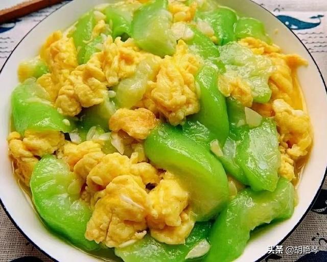 古诗词里的丝瓜，既秀色可餐，又多才多艺