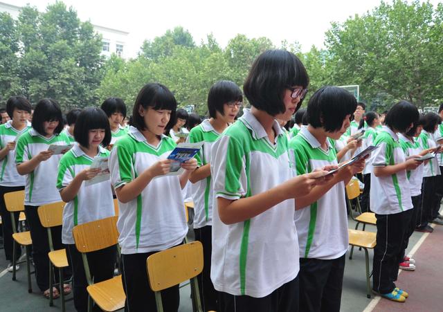 初中生喜迎“分配生”制度，预计2023年实行，家长喜悦之情难掩