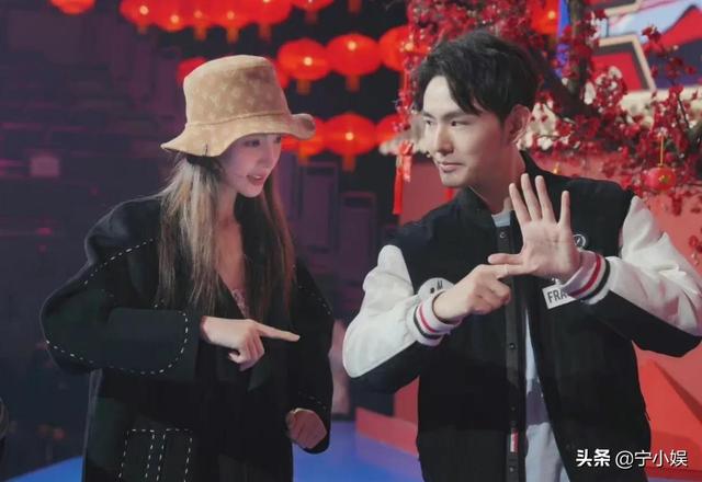 湖南台元宵晚会7位明星的尴尬，暴露其4个发展现状：瓶颈期来了