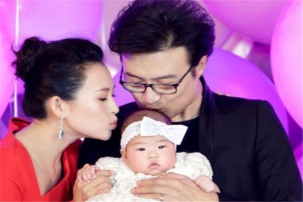 演员章子怡：被父母强烈反对嫁给三婚汪峰，如今这场博弈赌赢了