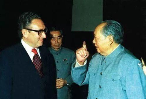 1976年，毛主席逝世消息公布的几个小时内，对世界产生多大影响？