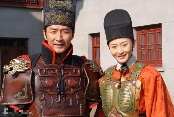 黄海波和高圆圆演的电视剧主题曲(黄海波和高圆圆演的电视剧)-天晟网