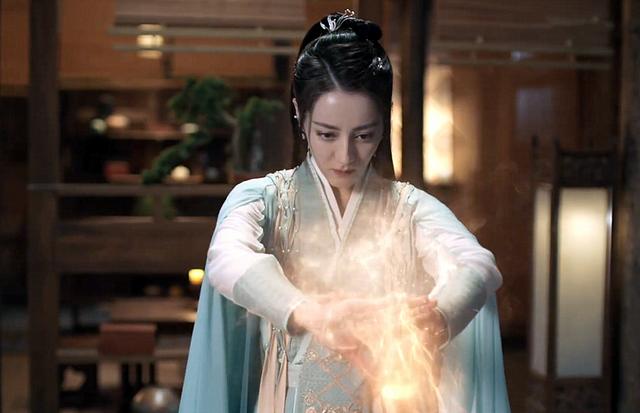《与君初相识》长意送鲛珠是伏笔？纪云禾被折磨将死，以鲛珠续命