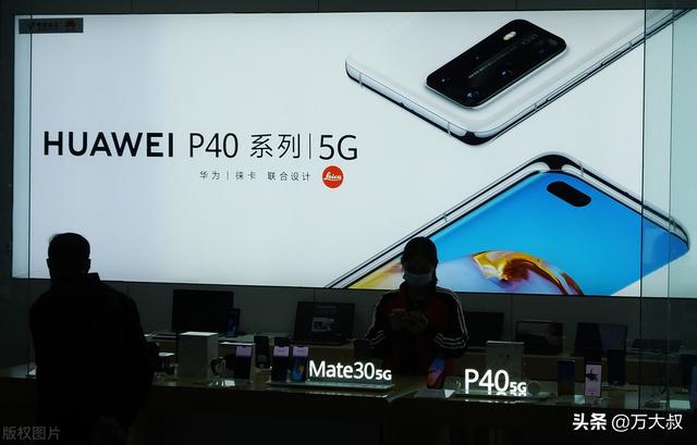 苹果、谷歌禁用支付系统，俄罗斯人开始用现金乘车，西方打压加剧