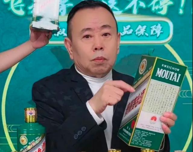 同样是雪天拍段子，冯巩留言区太暖心，潘长江却被嘲讽：别卖惨了