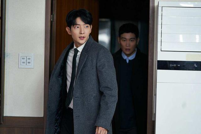 韩剧 检察官穿越(韩剧检察官穿越回18岁)-天晟网