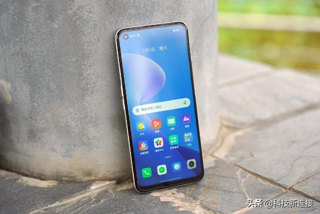 Realme真我Q5开箱评测：2022年入门级5G续航王手机