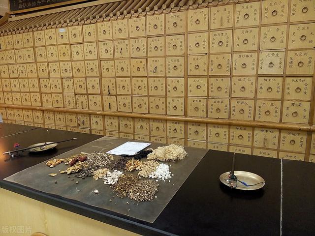 猪肉的最佳伴侣，饺子和馄饨的常见内容物，孕妇不要吃的荠菜