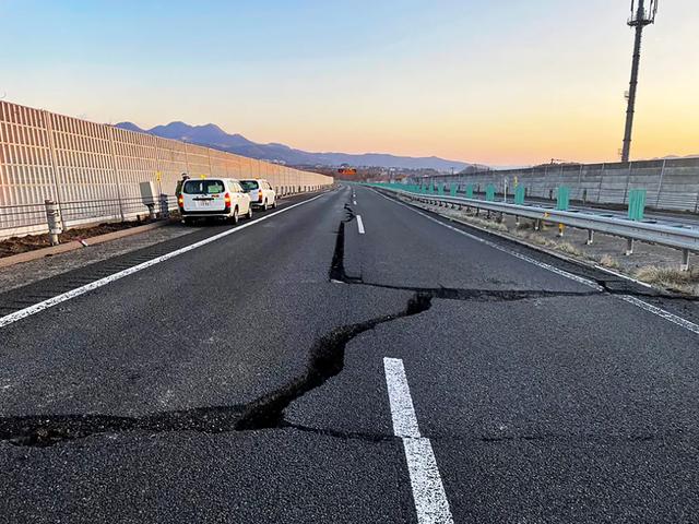 ​已达9次！日本近海连续地震，最强7.4级，会引爆富士山喷发吗？