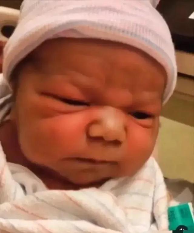 大家有没有见过这么霸气的宝宝呢？这是江西省的一个新生儿头像