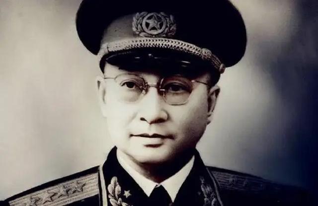 1956年，钱学森分到一辆蓝色轿车，全北京就2辆，聂帅：赶紧换掉