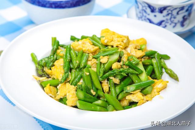 春季万物生发，记住这4种“发物”少吃，多吃6种“凉菜”，收藏