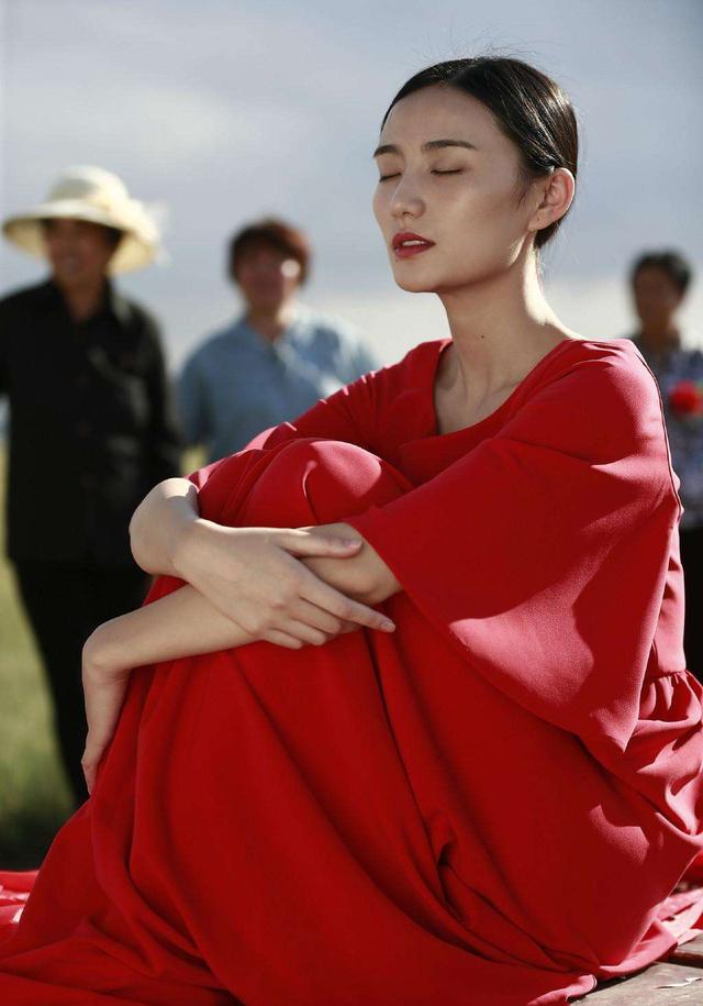 wenno:李亚鹏官宣再婚生子，王菲这波惨败？别天真了