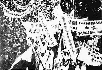 1947年，一位国军司令来到陕北，毛主席说：你给彭德怀当副司令吧
