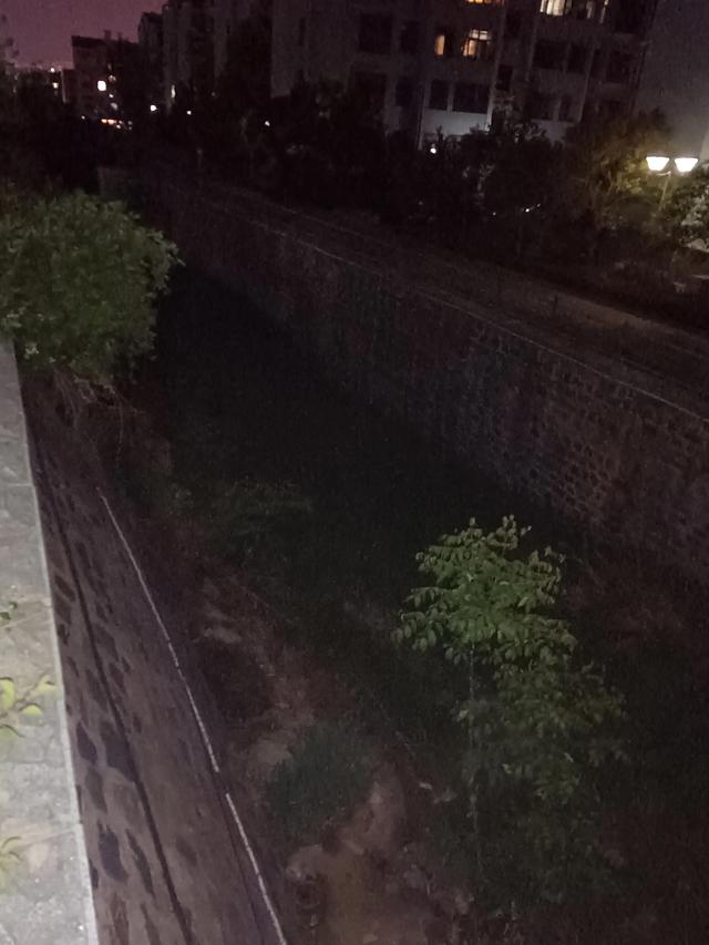 我家附近那条河