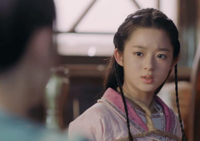 10朵“00后小花”就位，谁能成为新版国民妹妹？各有各的“门道”