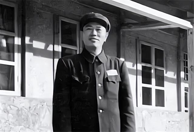 抗美援朝，中央决定调黄永胜司令入朝，林彪却说：我要换一个人上