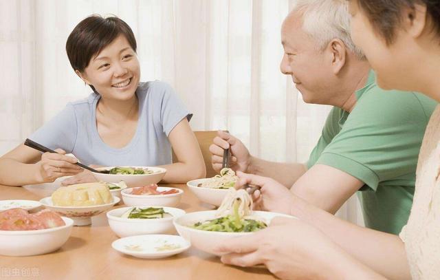 老人血糖8.2算超标吗？15年“糖龄”老人的控糖经验，值得借鉴