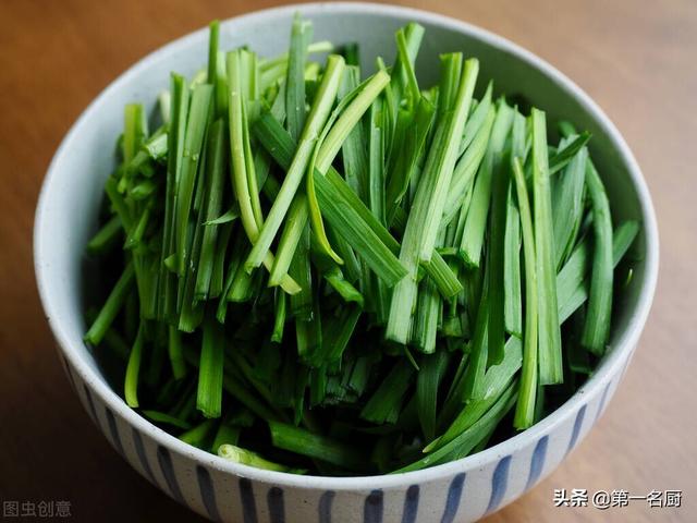 建议中老年人：不管有钱没钱，春天要多吃养肝菜，平肝火养脾胃