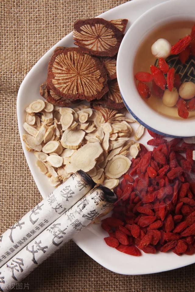气血不足，百病生，六味中药冬季常吃，补气血，增强免疫力