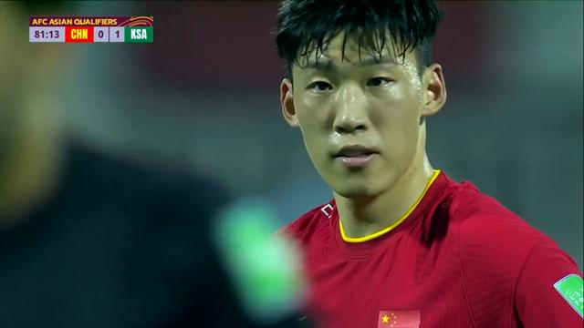 国足1-1沙特背后：逼平不仅靠运气，李霄鹏3次换人喜忧参半
