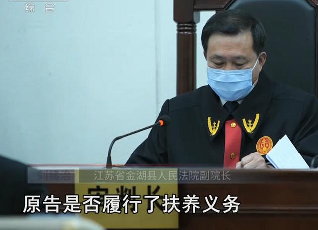 叔叔车祸身亡，侄子请求继承90多万赔偿款无果，将亲爸告上法庭