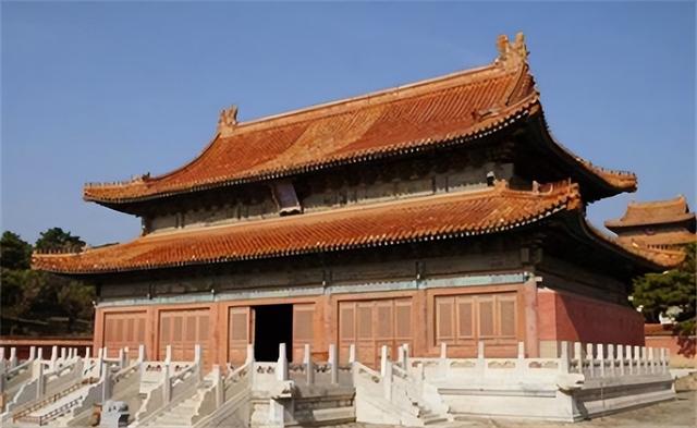 清朝亡了111年，至今为何还有人守皇陵，谁来发工资？他们是谁？