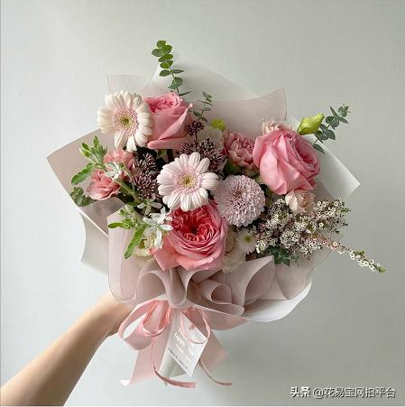 情人节送花，情人节送花哪个时间段送比较好？