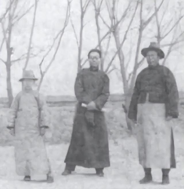 2001年张学良逝世，老管家透露俩数字，人们才知道少帅有多难