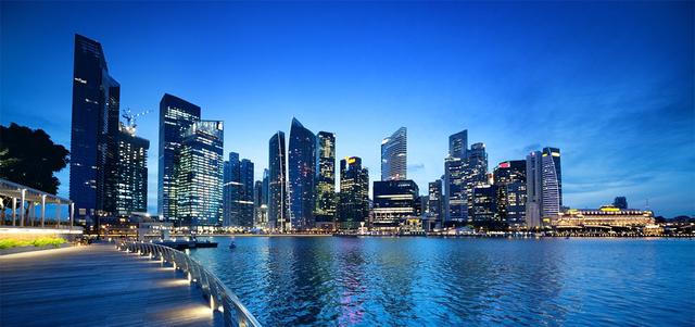 在新加坡年薪20万新币「1000万新币移民新加坡」