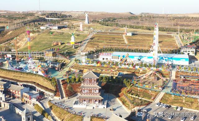 河南新建的古鎮，花30億打造卻免費開放，夜景像極了鳳凰古城