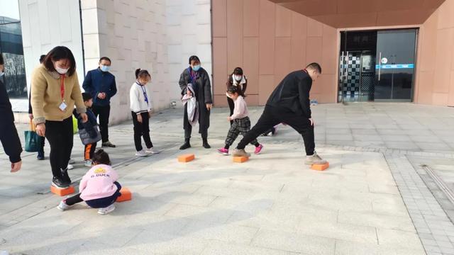 梦想小镇亲子时光初体验丨陪伴是给孩子最好的教育！