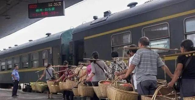 到底发生了什么？腾讯、阿里、美团、百度等互联网企业又遭处罚