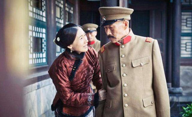 “东北王”张作霖，为何会惧怕他的长女张首芳？