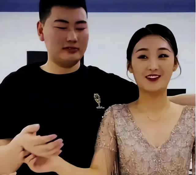 网红主播陈亚楠重出江湖，又掀起直播热潮