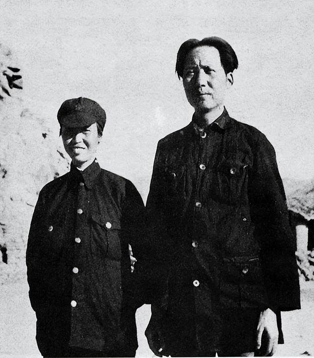 1959年，毛主席在庐山接见贺子珍，临别时说：我明天一定再来