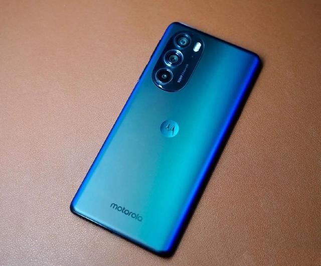 解读摩托罗拉新品发布会 edge  X30手机