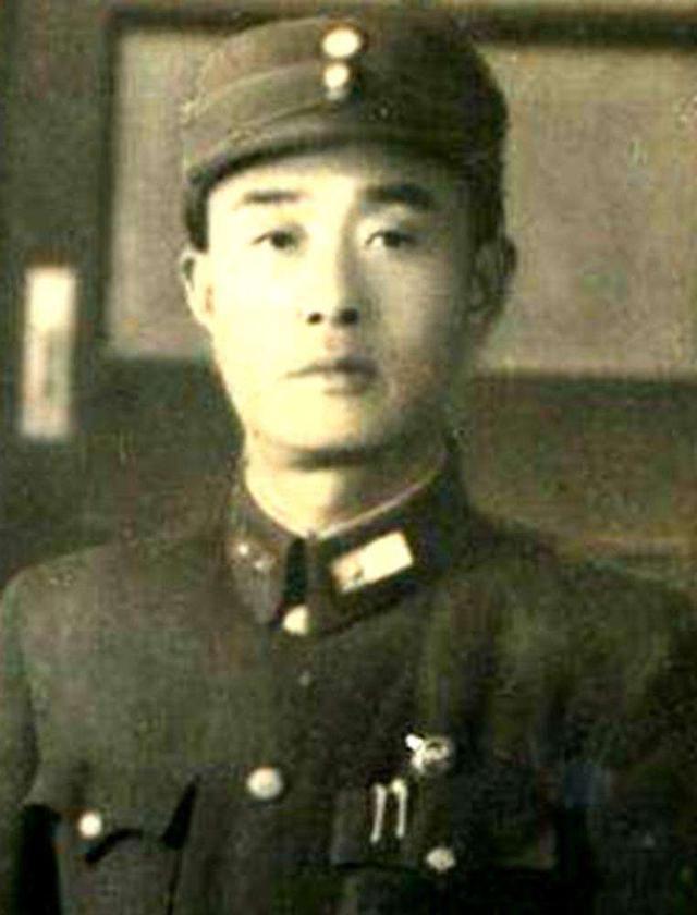 施剑翘为复仇隐忍10年，3枪打死孙传芳，帮助周恩来解决一件大事