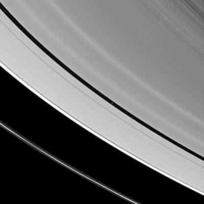 太阳系的行星中，为什么只有土星有美丽的光环？未来会消失吗？