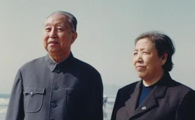 08年华国锋逝世，韩芝俊为完成丈夫遗愿提出一个要求，中央：同意