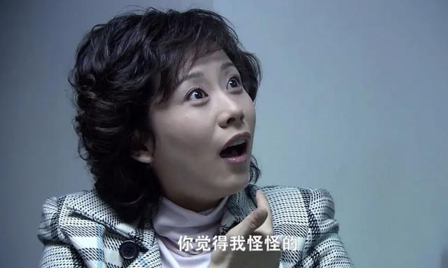 在颁奖礼上说自己“便宜好用”的海清，生活中是个怎样的人？