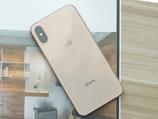 用了四年iPhone XS，如今换成2000元的安卓手机，没想到差距这么大