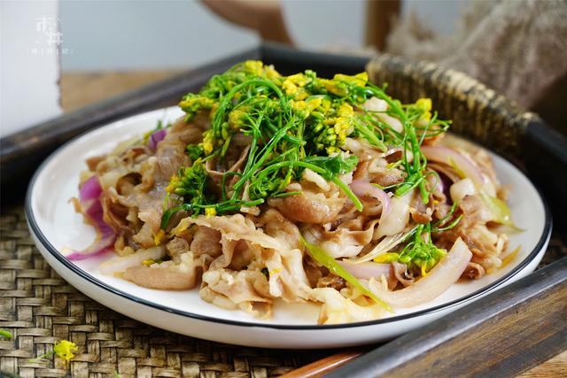 人过了40岁后，别舍不得花钱，建议：常吃5样食物，早吃早受益