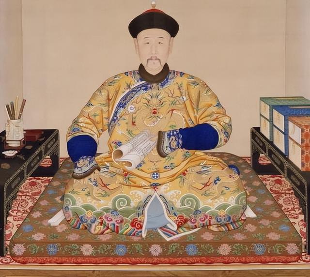 雍正葬西陵，为何儿子乾隆批评“有妨民业”，妻子也不与他合葬？